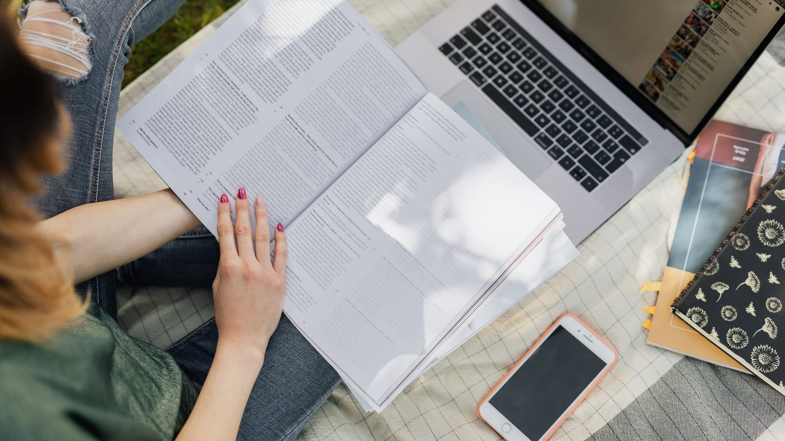 How to Sell Online Courses and Memberships in Lebanon